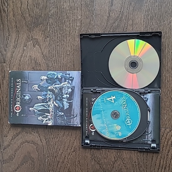 EUC Originals DVD series (5 seasons) - Picture 4 of 6